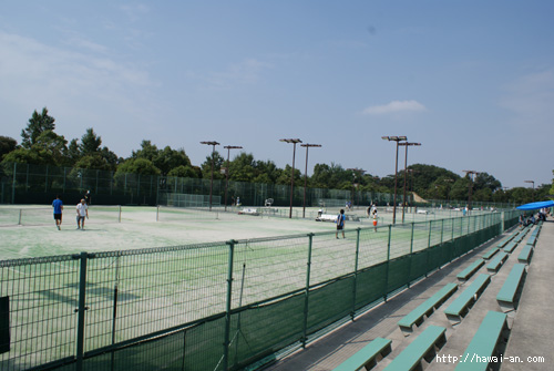 岡崎中央総合公園テニスコートト